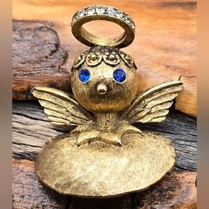 Tortolani Angel Shoulder Brooch Brushed Gold Tone w/ Blue Crystal Eyes